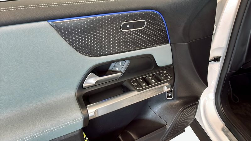 Mercedes EQB300 bild 11