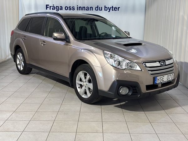 Subaru Outback 2.0 4WD Drag Nyservad Nybesiktigad Manuell 150hk - 2013
