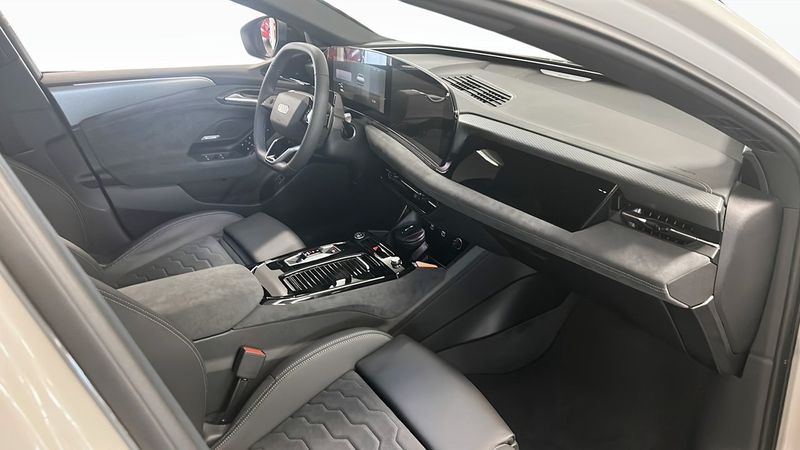Audi A6 e-tron bild 12