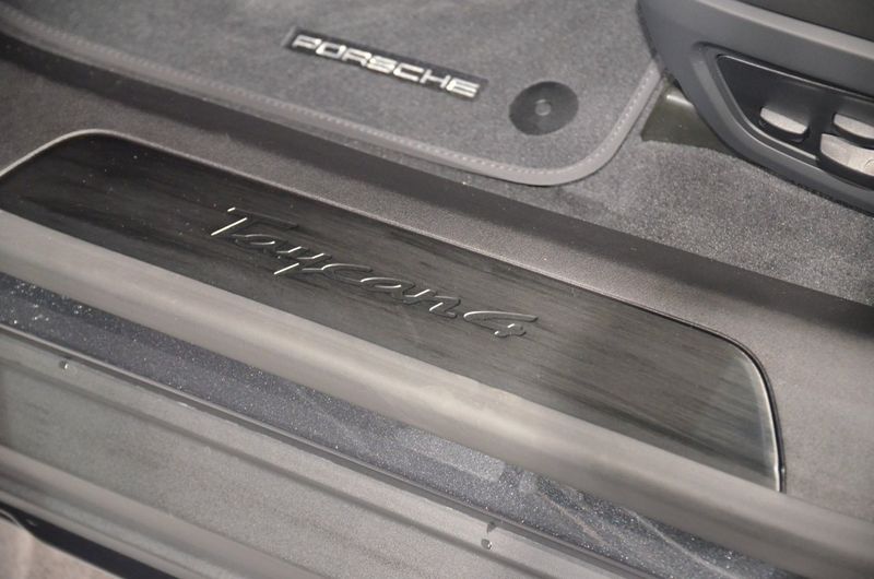 Porsche Taycan bild 19