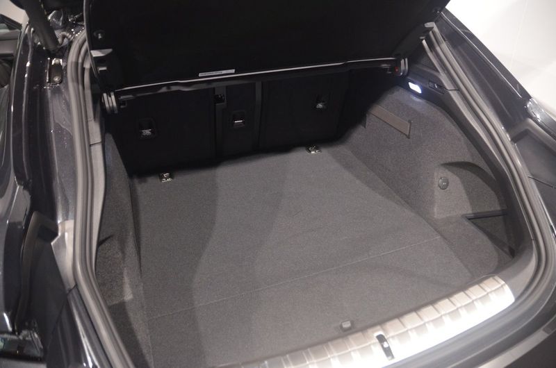 Porsche Taycan bild 14