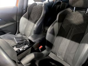 Peugeot e-2008 bild 5