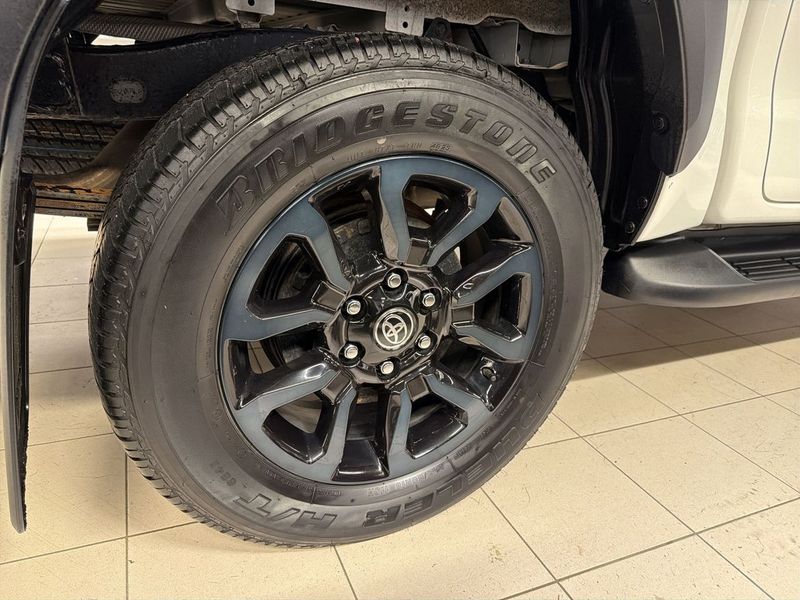 Toyota Hilux bild 12