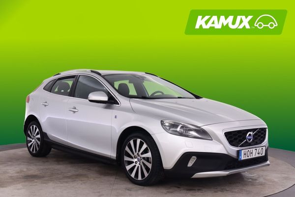 Volvo V40 Cross Country D2 Ocean Race Värmare Skinn P-Sensor BT - 2015