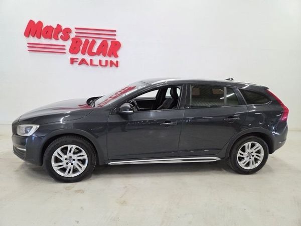 Volvo V60 Cross Country D4 Manuell Summum - 2016
