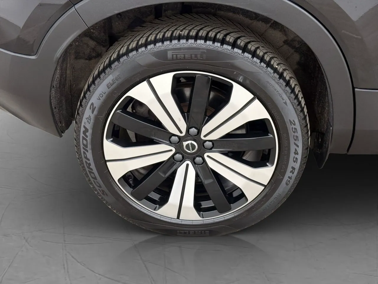 Vehicle image 30