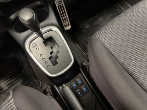 Toyota Yaris bild 13