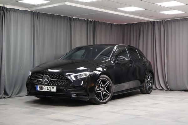 Mercedes A180 AMG Line Nightpackage Widescreen Säteskomfortpaket - 2022