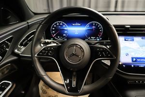 Mercedes E300 bild 19