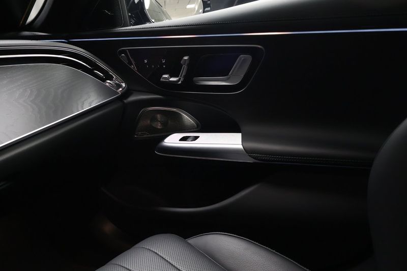 Mercedes E300 bild 27