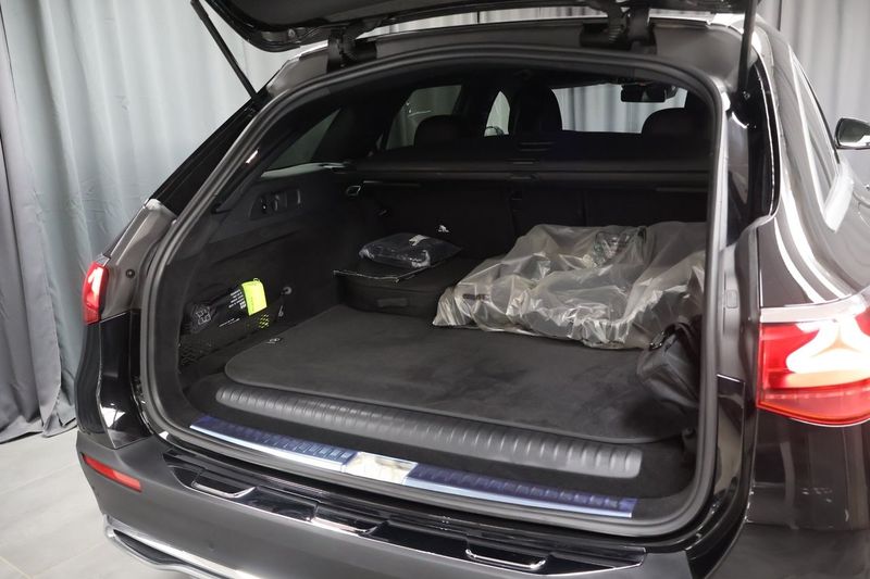 Mercedes E300 bild 13