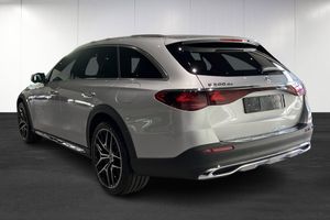 Mercedes E300 bild 3