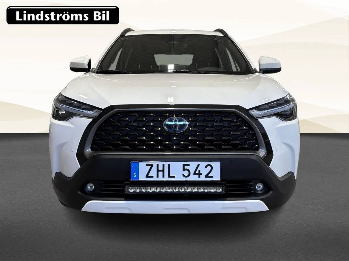 Vehicle image 8
