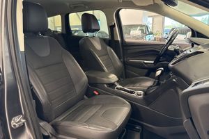 Ford Kuga bild 18
