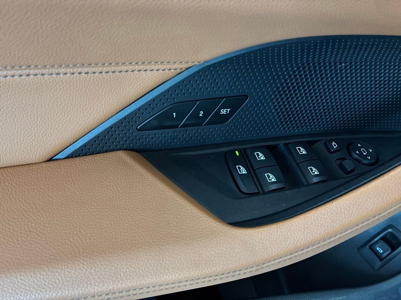 BMW i4 bild 19