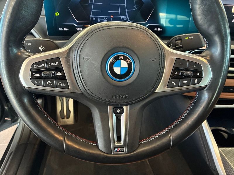 BMW i4 bild 23