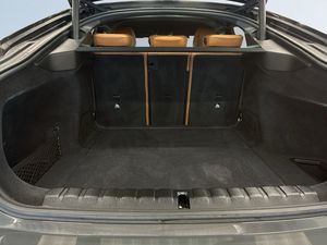 BMW i4 bild 12