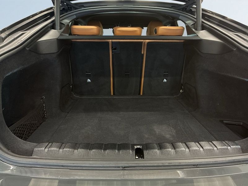 BMW i4 bild 12