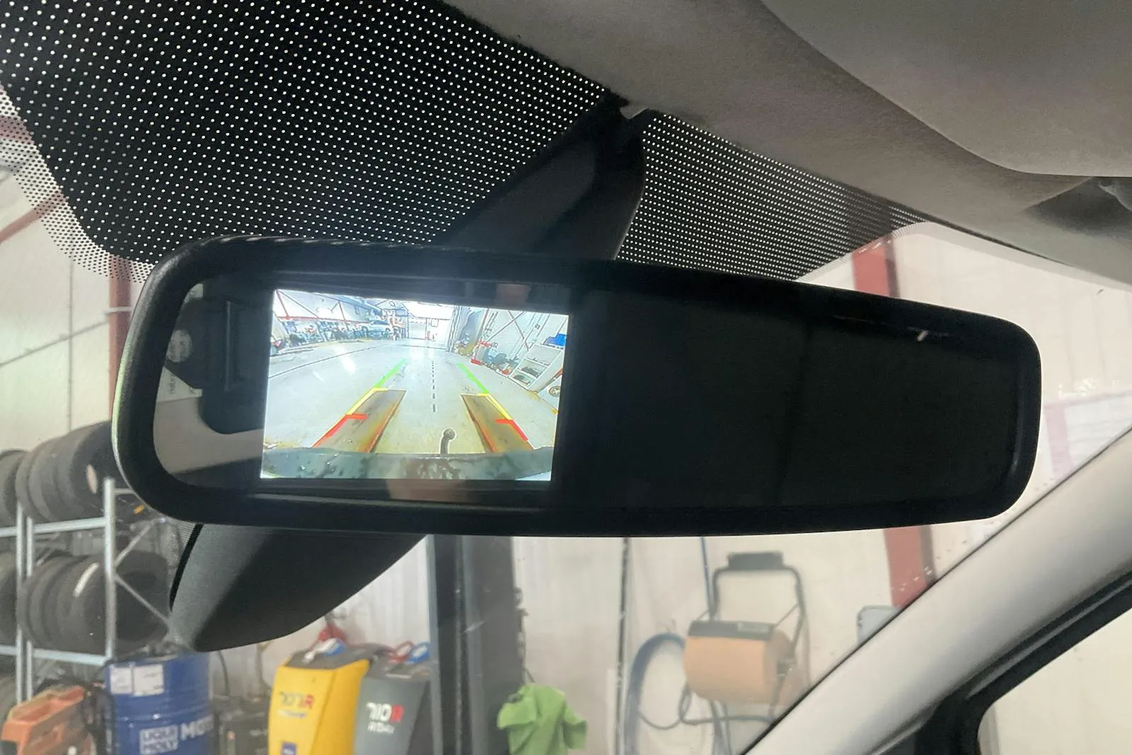 Vehicle image 9