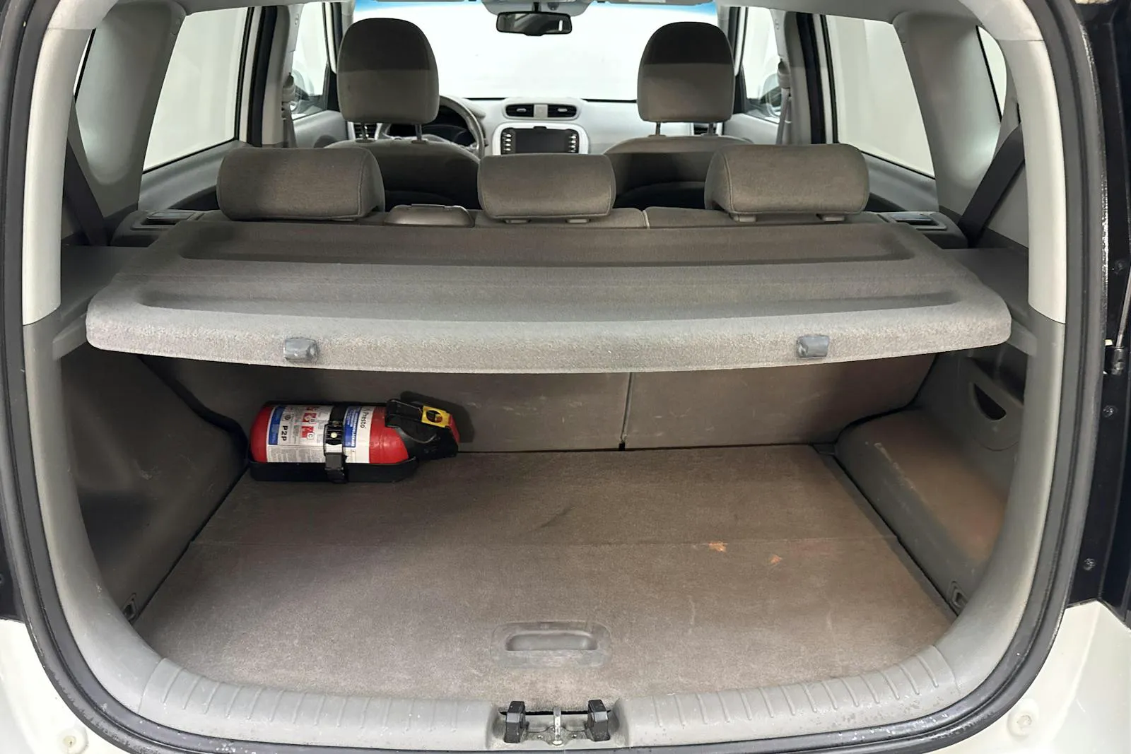 Vehicle image 8