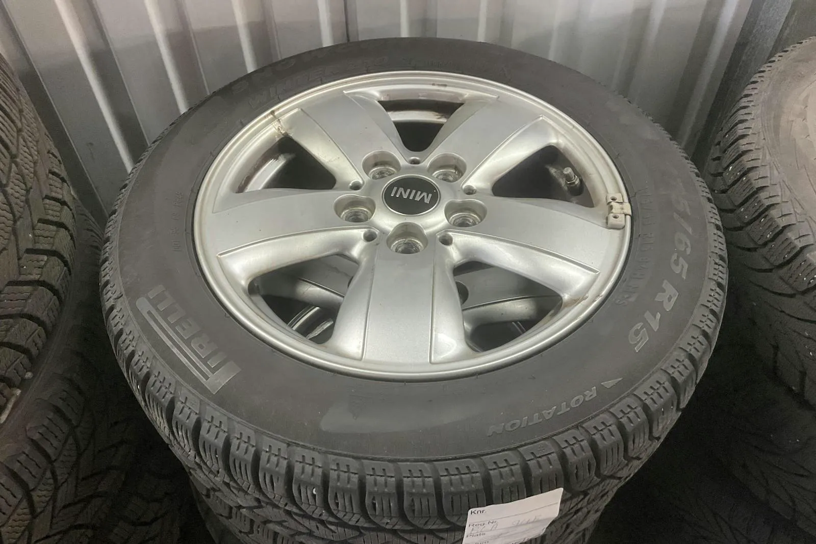 Vehicle image 10
