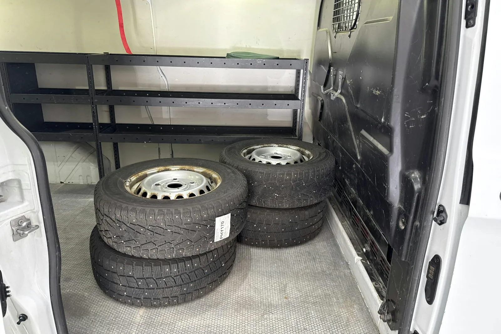 Vehicle image 6