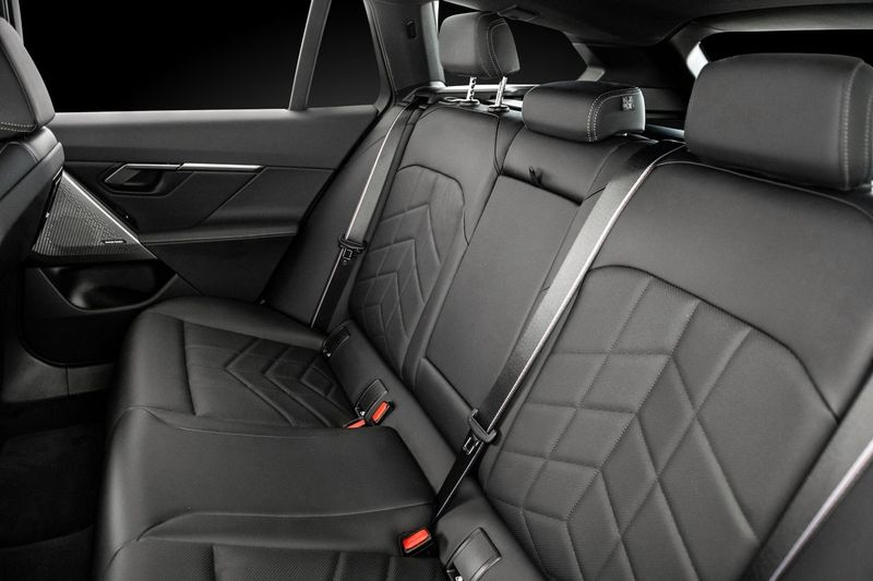 BMW i5 bild 16