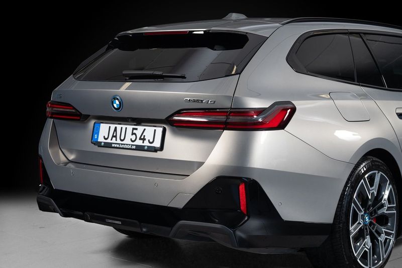 BMW i5 bild 6