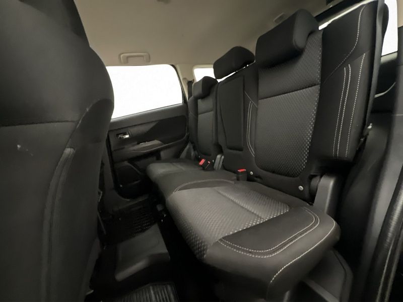 Mitsubishi Outlander bild 22