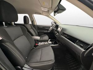 Mitsubishi Outlander bild 24
