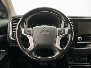 Mitsubishi Outlander bild 12