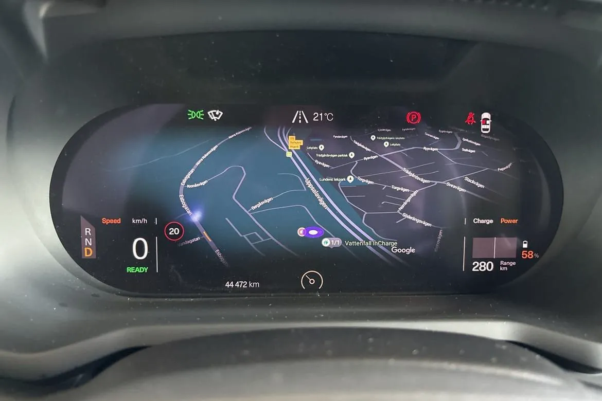 Vehicle image 30