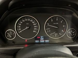 BMW 320 bild 14
