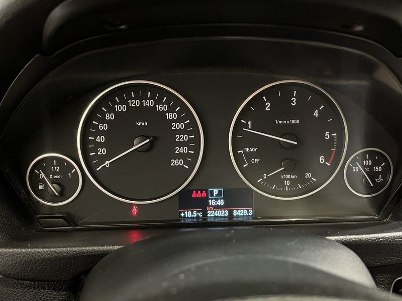BMW 320 bild 14