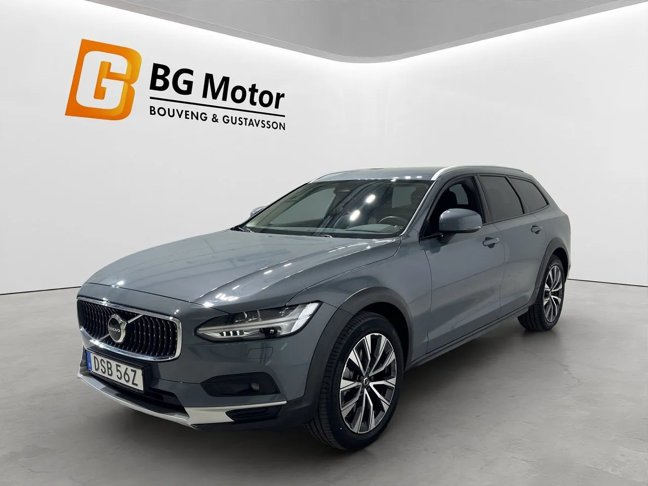Vehicle image 7