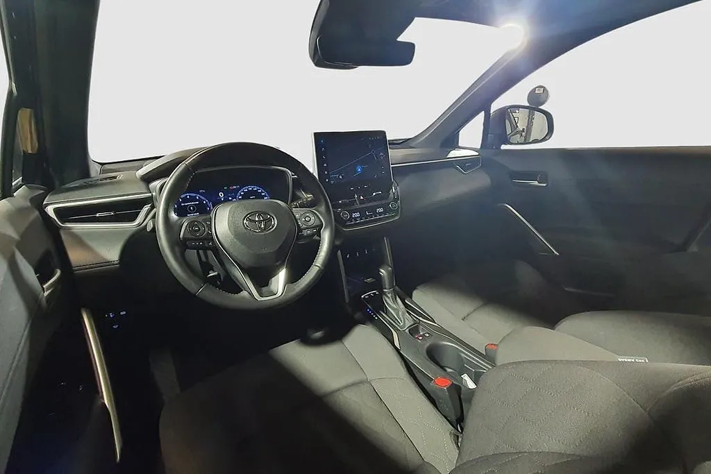 Vehicle image 7