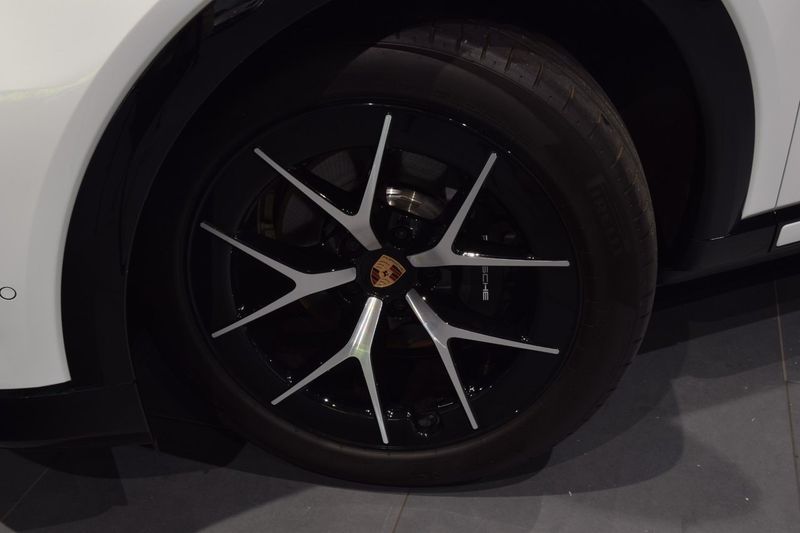 Porsche Cayenne bild 2