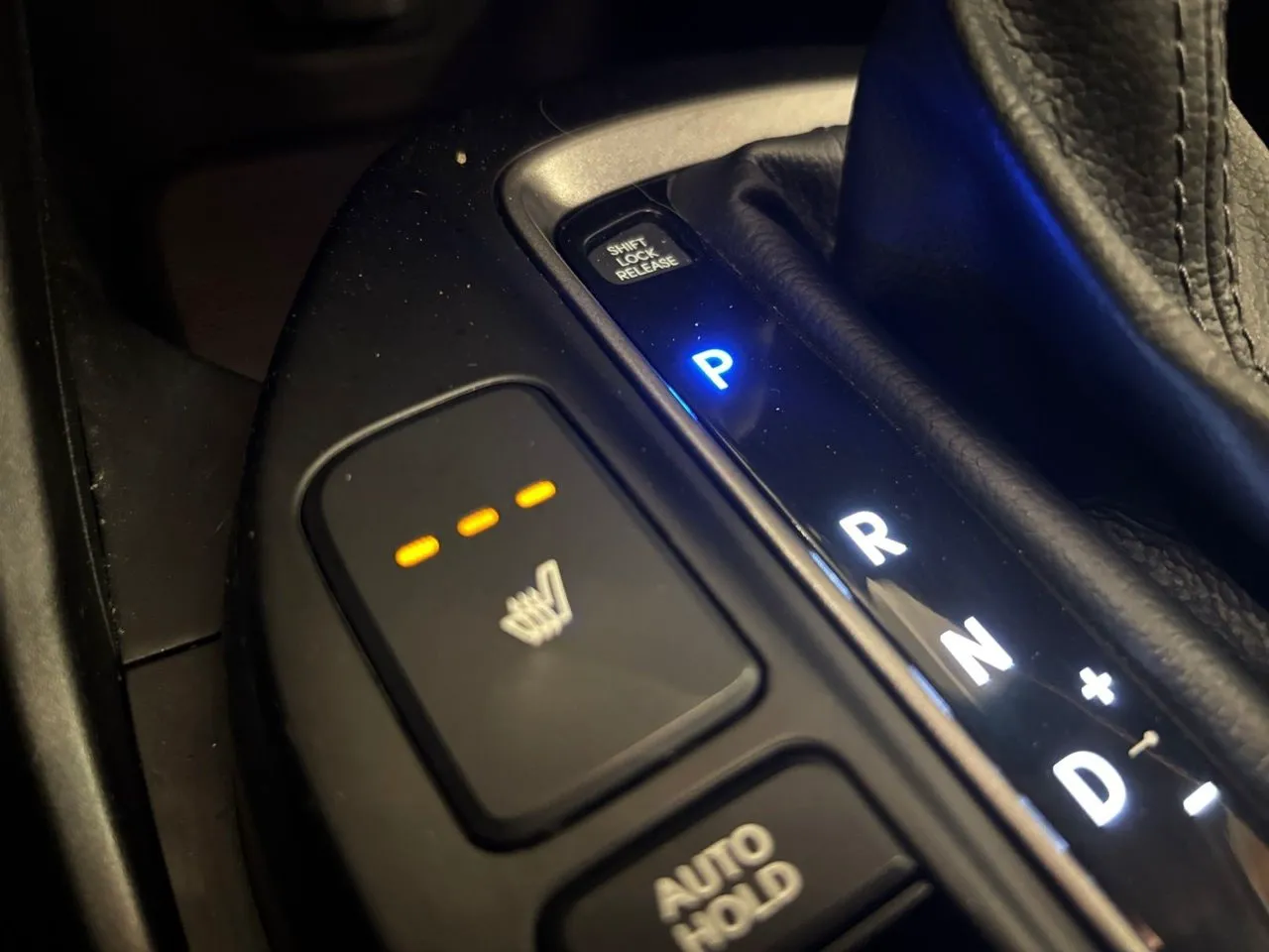 Vehicle image 24