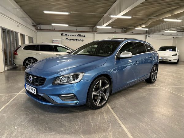 Volvo V60 D4 R-Design Business Edition Taklucka Värmare Navi - 2015