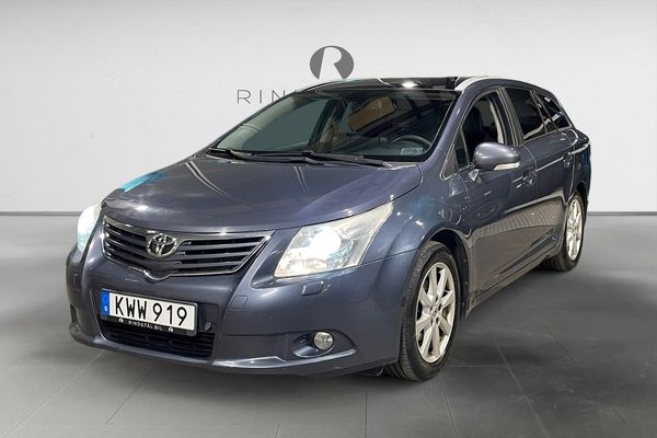 Toyota Avensis Kombi 2.0 152 HK AUT DRAG PANO PDC M&K 0.59L/MIL 17" - 2010