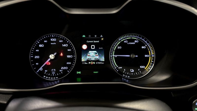 MG ZS EV bild 15
