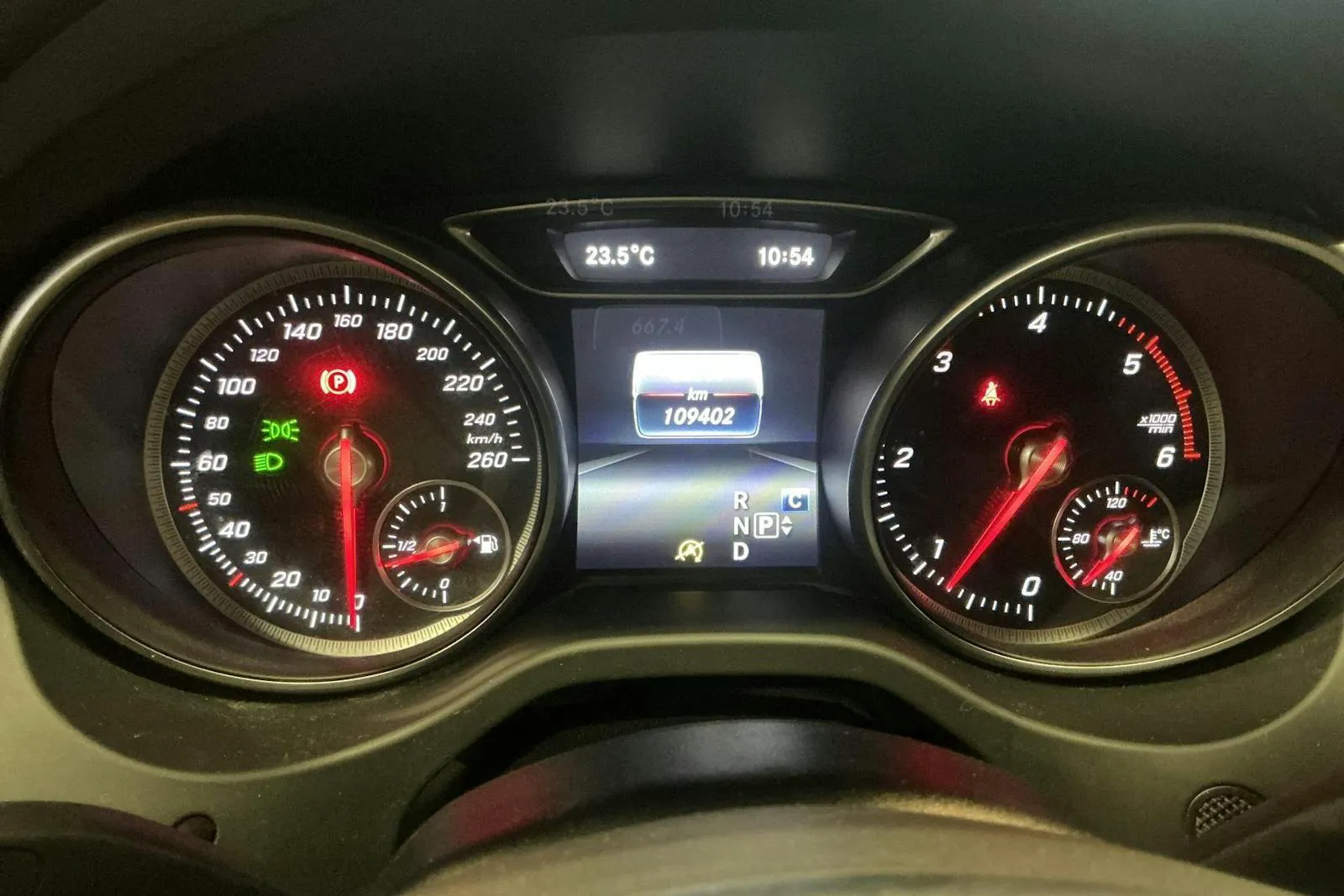 Vehicle image 9