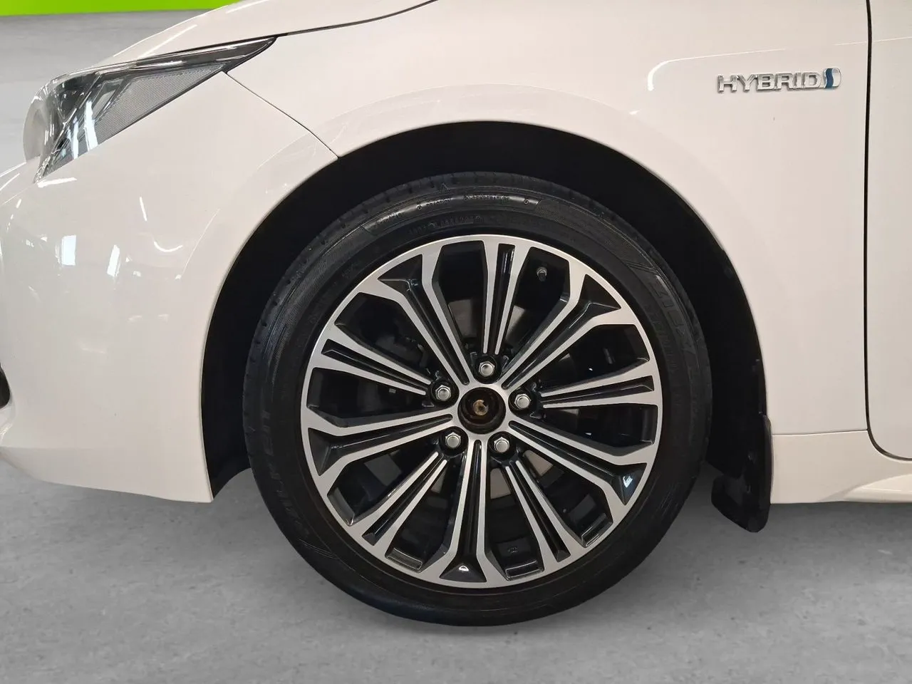 Vehicle image 7