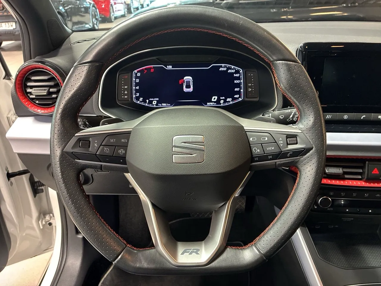 Vehicle image 14