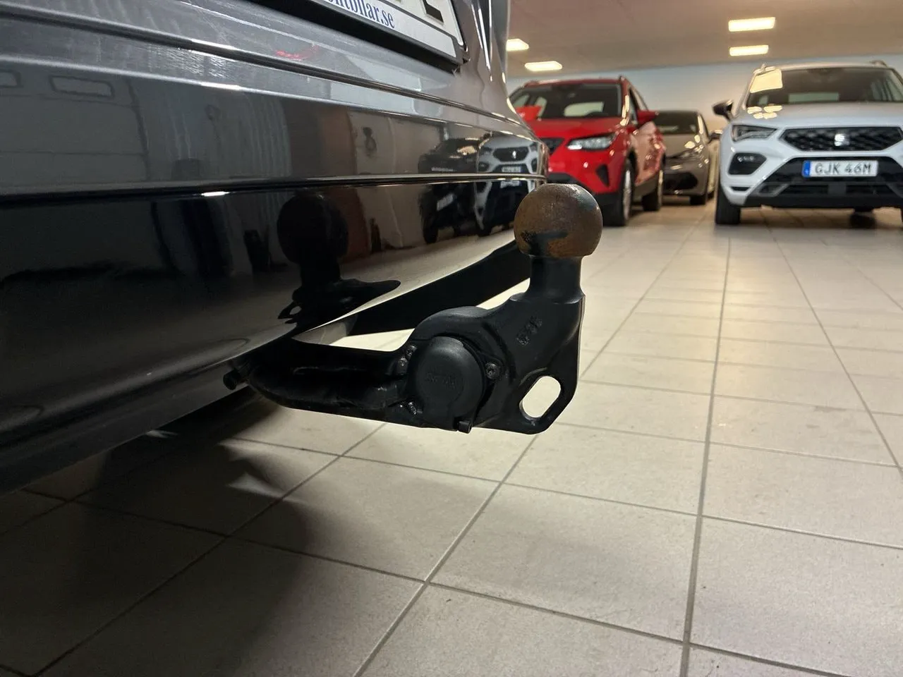 Vehicle image 14