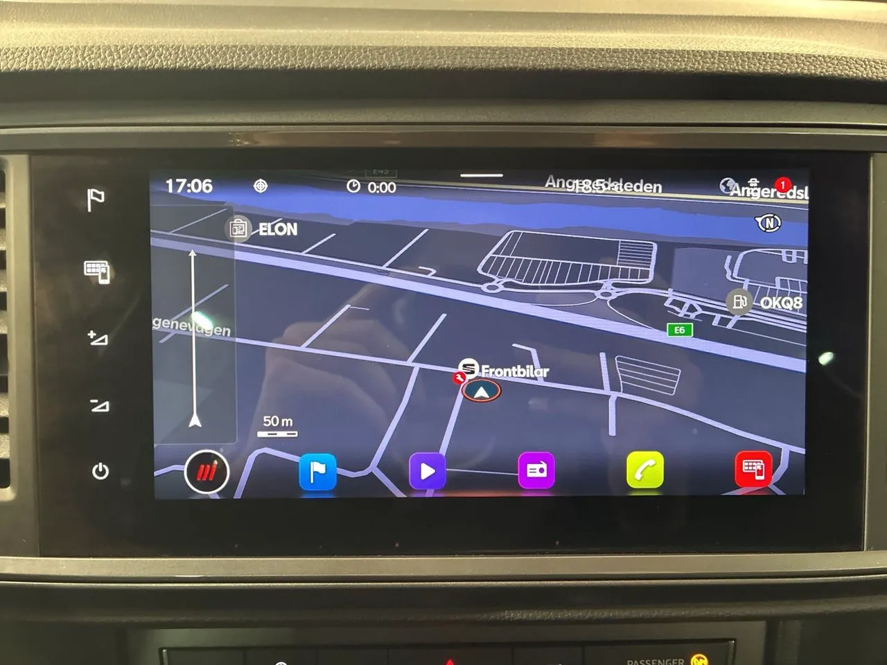 Vehicle image 21