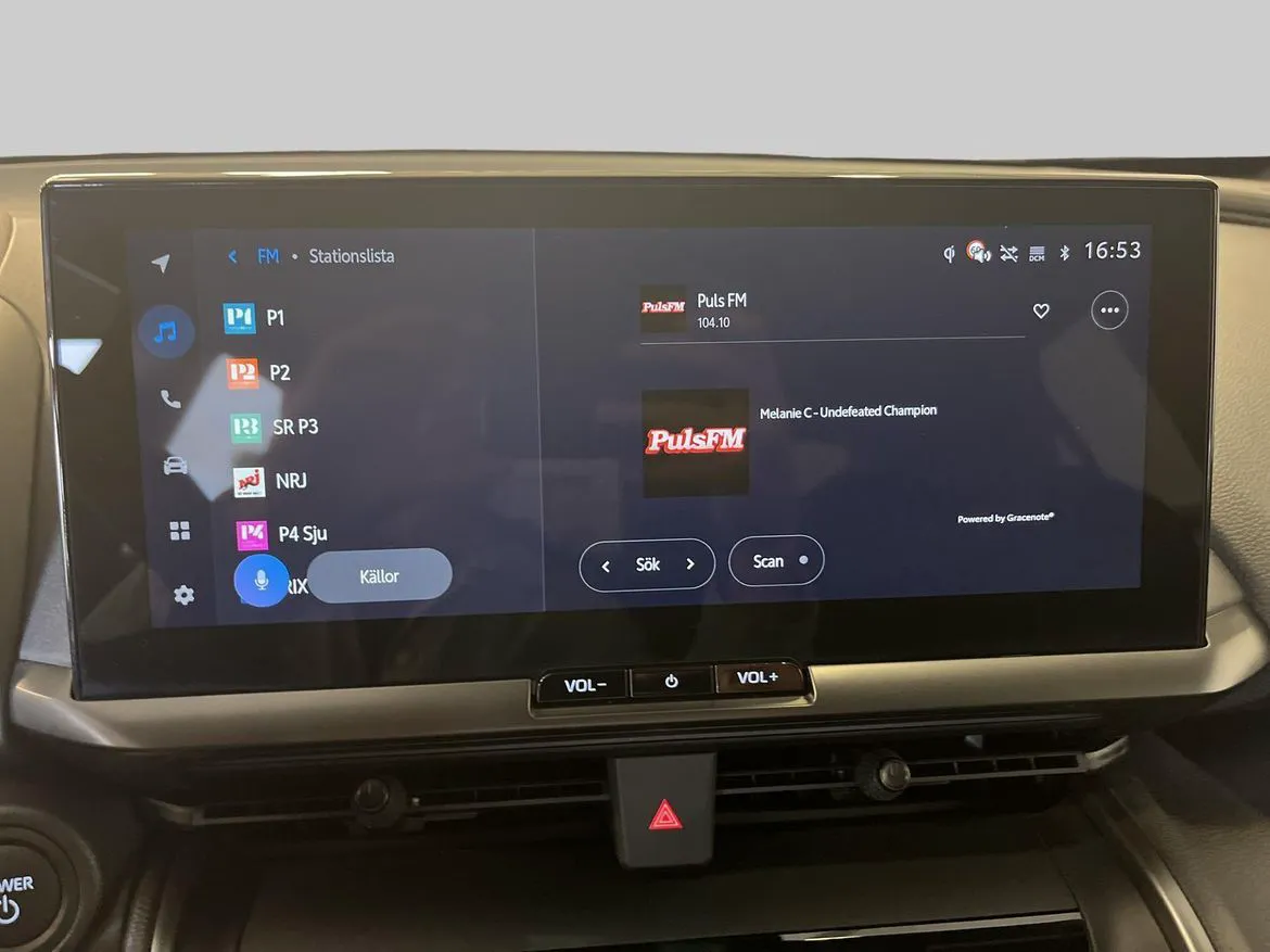 Vehicle image 14