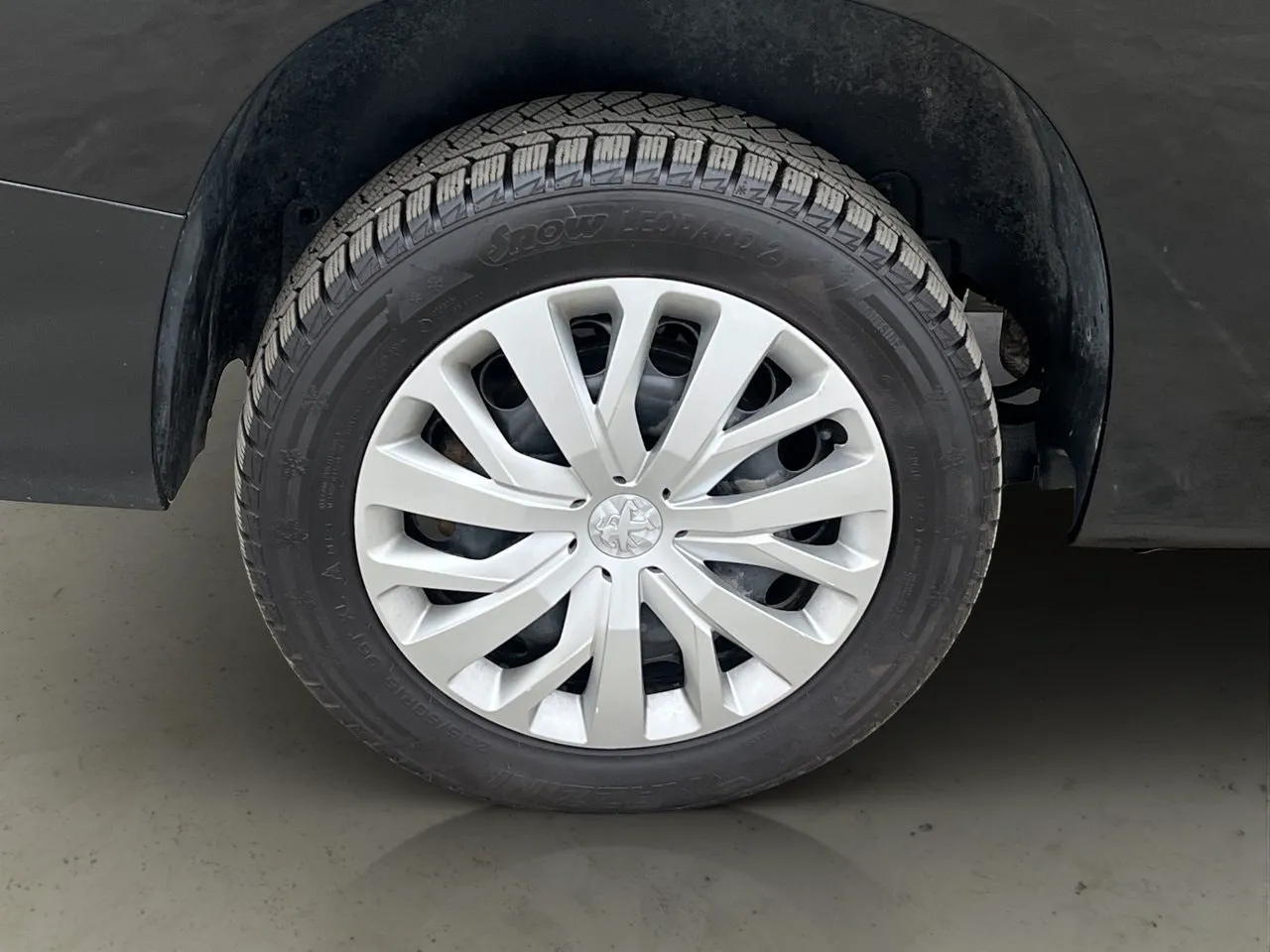Vehicle image 31