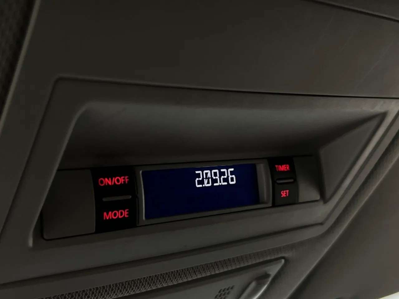 Vehicle image 25
