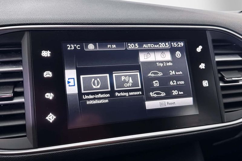 Peugeot 308 SW bild 8